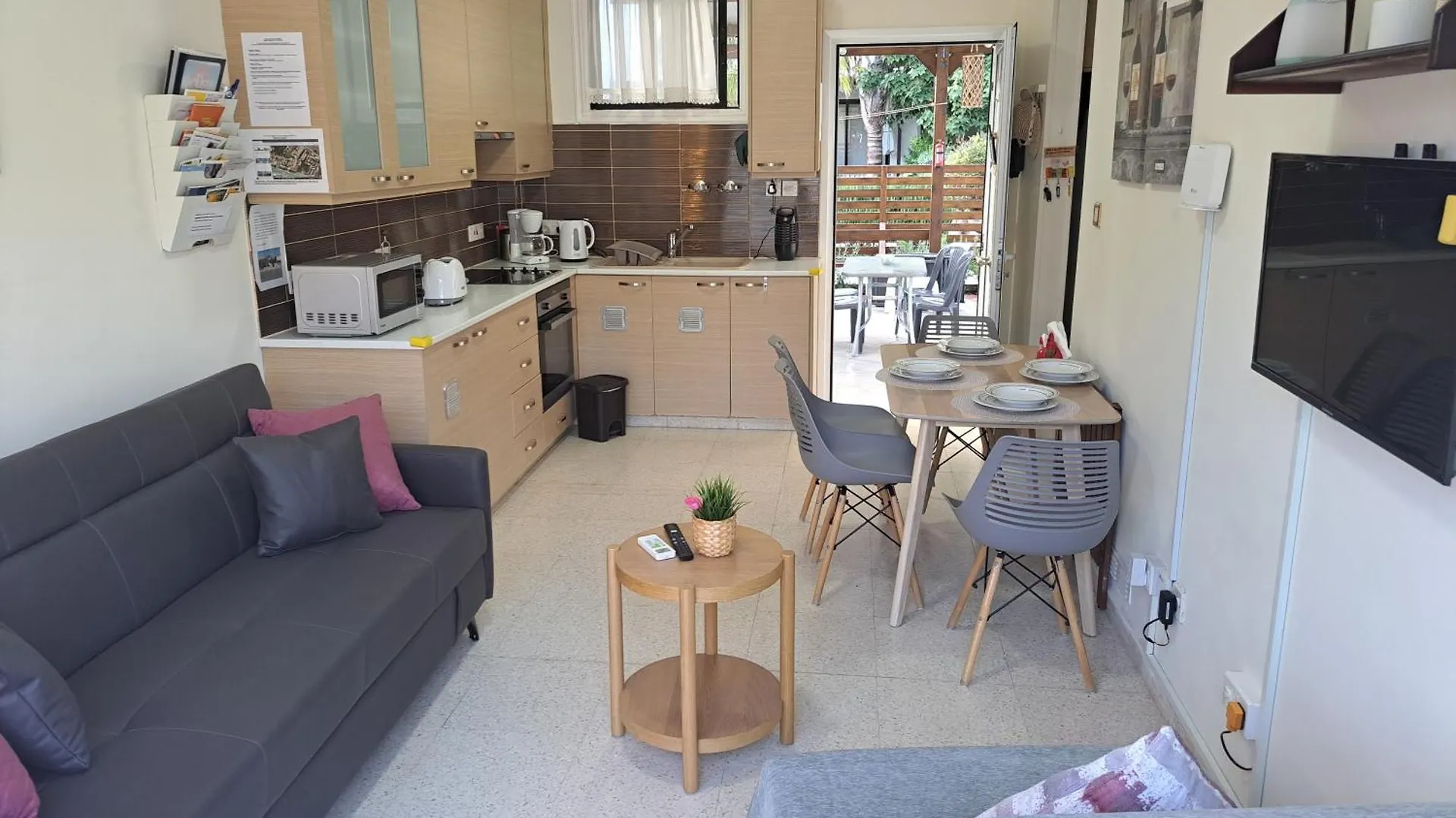 House Near The Beach Perivolia Holiday home