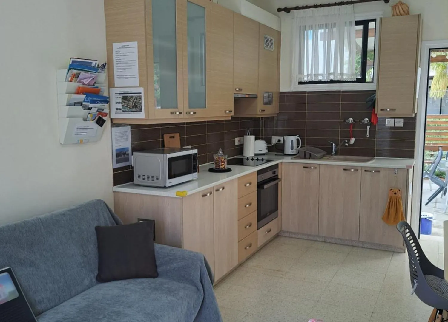 House Near The Beach Perivolia